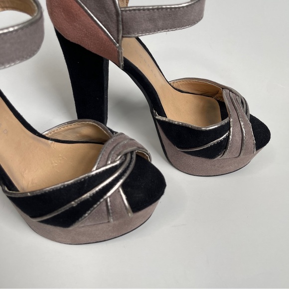 LAUREN CONRAD Dezi Black & Gray Peep Toe Heels - Picture 13 of 14